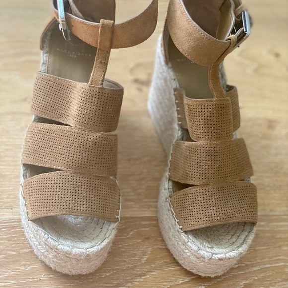 Marc Fisher suede espadrille wedge - Picture 2 of 5